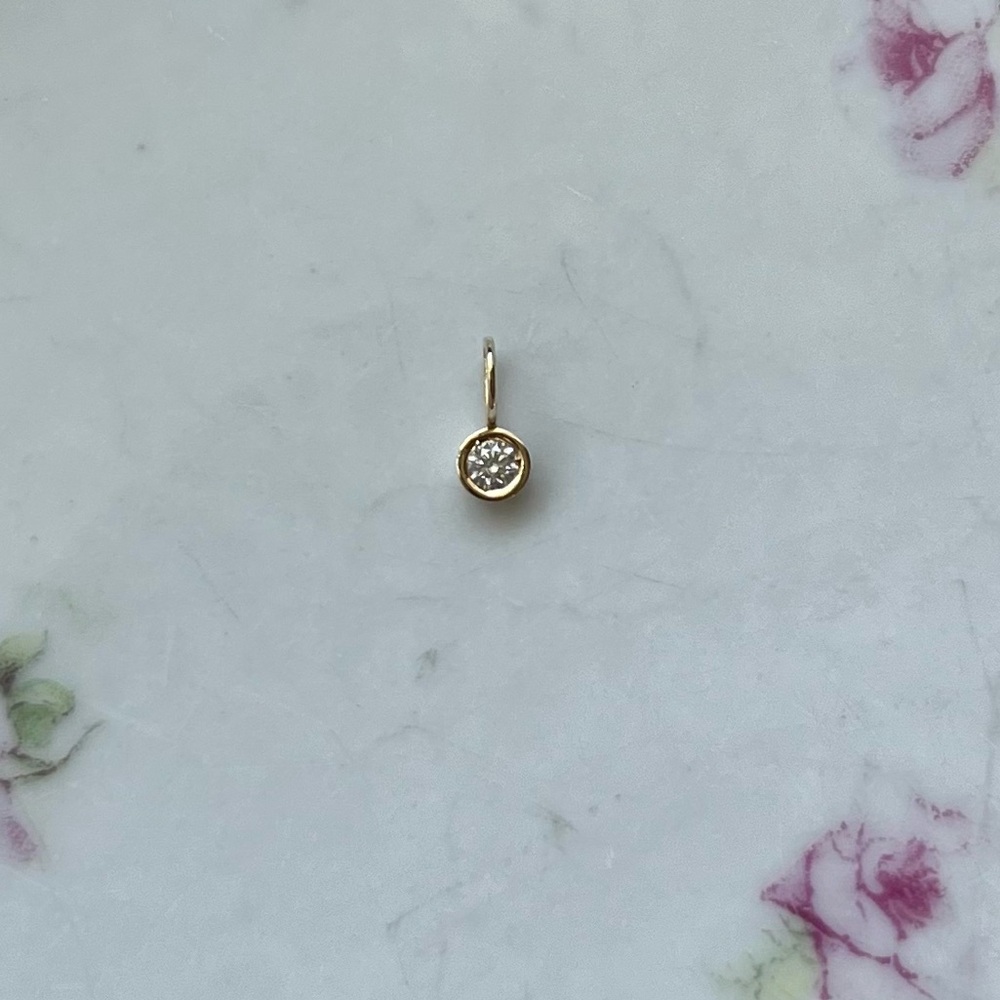 Mejuri inspired 14k solid yellow gold 0.05 diamond pendant